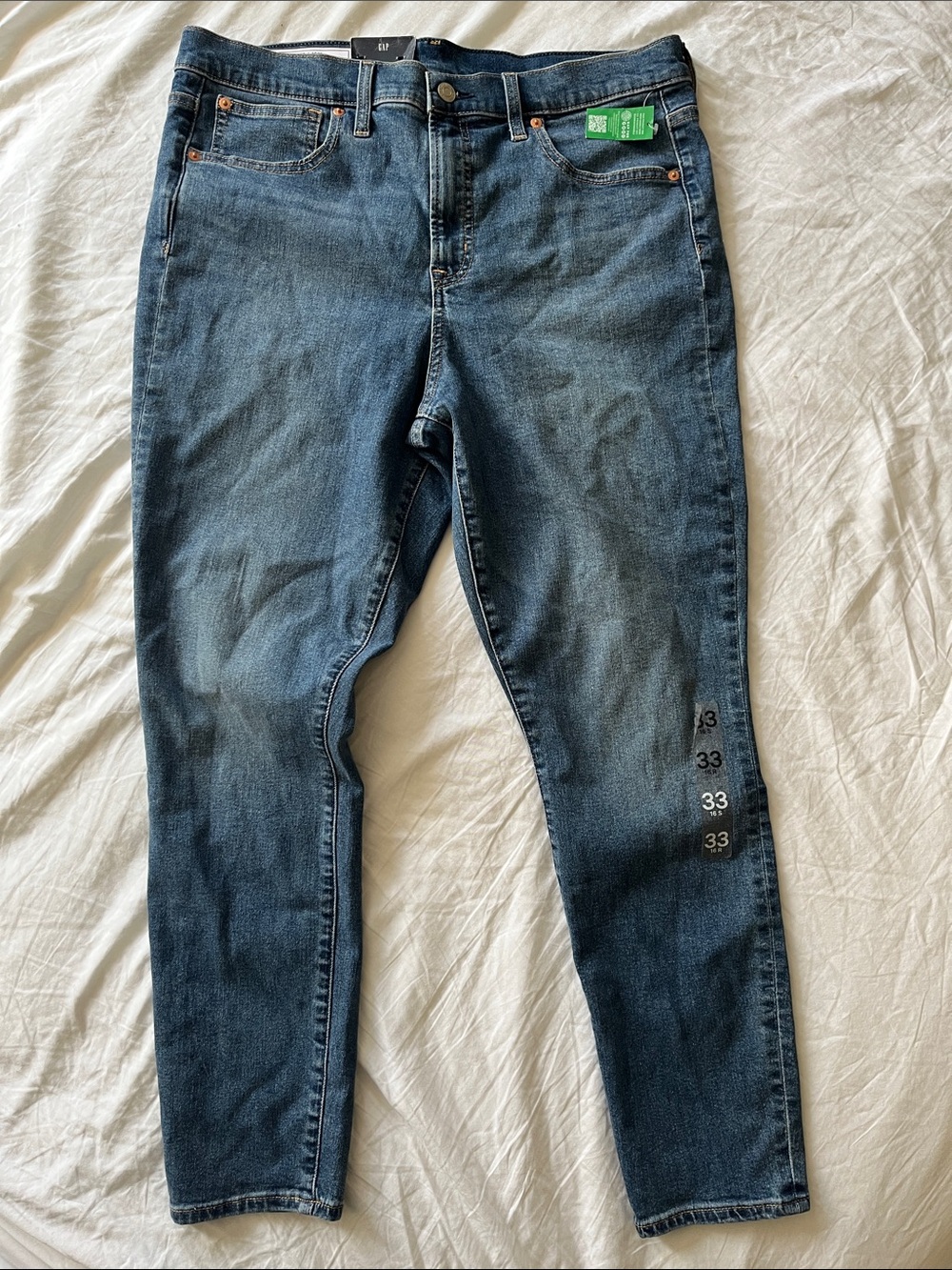 GAP Women's Mid-Dark Blue Skinny Jeans